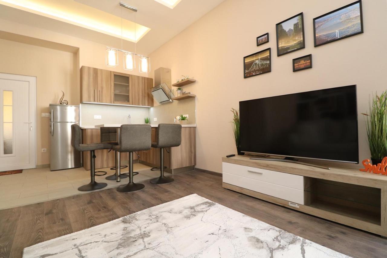 King Charles Residences — Photos 3